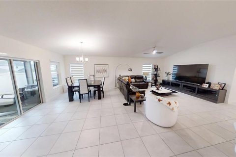 Villa ou maison à vendre à Winter Haven, Floride: 4 chambres, 186.18 m2 № 2415574 - photo 22