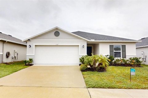 Villa ou maison à vendre à Winter Haven, Floride: 4 chambres, 186.18 m2 № 2415574 - photo 3