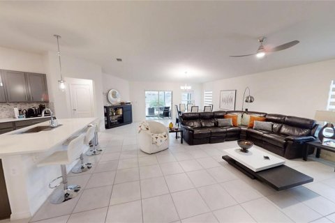 Villa ou maison à vendre à Winter Haven, Floride: 4 chambres, 186.18 m2 № 2415574 - photo 6
