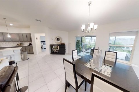 Villa ou maison à vendre à Winter Haven, Floride: 4 chambres, 186.18 m2 № 2415574 - photo 23