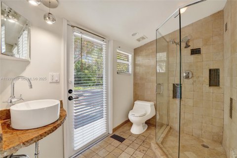 House in Hollywood, Florida 2 bedrooms, 88.81 sq.m. № 1991354 - photo 25