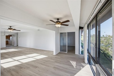 Condominio en venta en Bradenton, Florida, 2 dormitorios, 141.68 m2 № 2094385 - foto 12