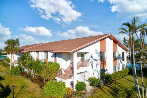 Condominio en venta en Bradenton, Florida, 2 dormitorios, 141.68 m2 № 2094385 - foto 3