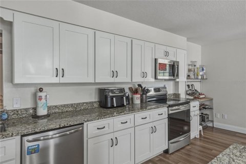 Casa en venta en Lakeland, Florida, 3 dormitorios, 242.94 m2 № 2111735 - foto 18