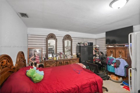 Купить виллу или дом в Майами-Гарденс, Флорида 4 спальни, 175.59м2, № 1978606 - фото 30