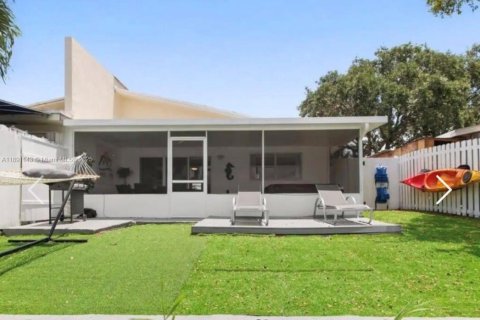 Adosado en alquiler en Dania Beach, Florida, 3 dormitorios, 105.07 m2 № 1944531 - foto 4