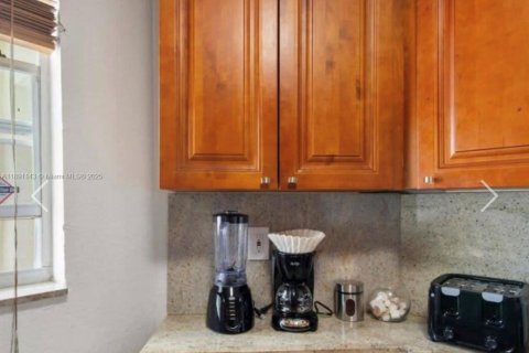 Adosado en alquiler en Dania Beach, Florida, 3 dormitorios, 105.07 m2 № 1944531 - foto 11
