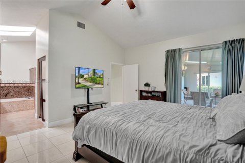Casa en venta en Pembroke Pines, Florida, 4 dormitorios, 202.16 m2 № 1978665 - foto 27