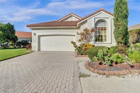 Casa en venta en Pembroke Pines, Florida, 4 dormitorios, 202.16 m2 № 1978665 - foto 2