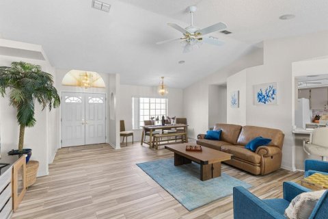 Casa en venta en Spring Hill, Florida, 3 dormitorios, 154.68 m2 № 2238916 - foto 11