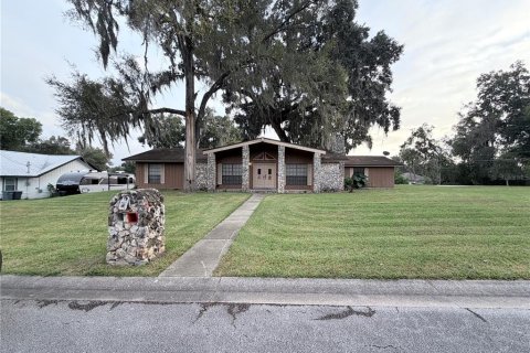 Villa ou maison à Ocala, Floride 3 chambres, 169.64 m2 № 2434543