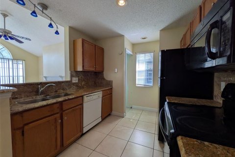 Copropriété à vendre à Lake Mary, Floride: 3 chambres, 105.54 m2 № 1911632 - photo 11