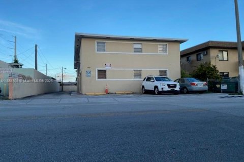 Immobilier commercial à vendre à Miami, Floride № 1872487 - photo 1