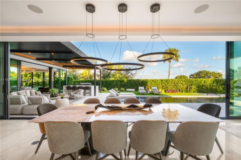 Villa ou maison à vendre à Miami, Floride: 6 chambres, 590.95 m2 № 1963507 - photo 24