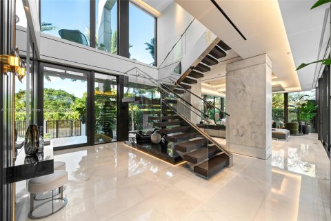 Villa ou maison à vendre à Miami, Floride: 6 chambres, 590.95 m2 № 1963507 - photo 8