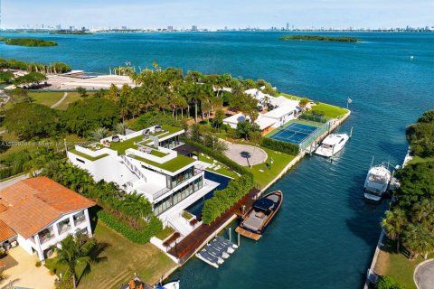Villa ou maison à vendre à Miami, Floride: 6 chambres, 590.95 m2 № 1963507 - photo 6