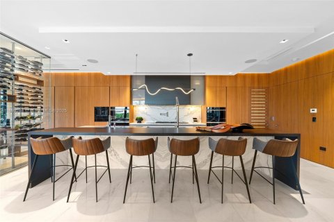 Villa ou maison à vendre à Miami, Floride: 6 chambres, 590.95 m2 № 1963507 - photo 13