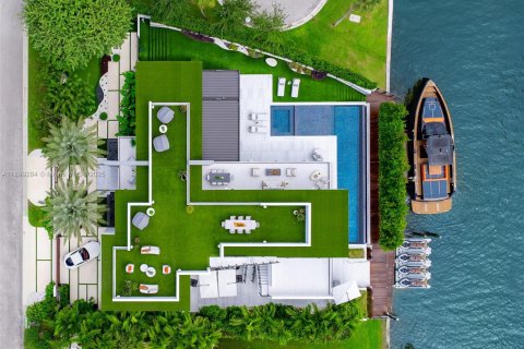 Villa ou maison à vendre à Miami, Floride: 6 chambres, 590.95 m2 № 1963507 - photo 5
