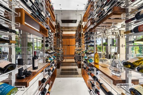 Villa ou maison à vendre à Miami, Floride: 6 chambres, 590.95 m2 № 1963507 - photo 20