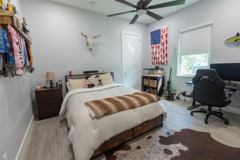 Casa en venta en St. Lucie, Florida, 3 dormitorios, 219.06 m2 № 2087842 - foto 18