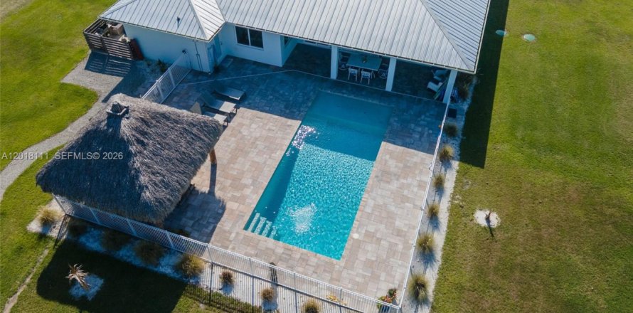 Casa en St. Lucie, Florida 3 dormitorios, 219.06 m2 № 2087842