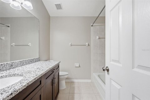 Villa ou maison à vendre à New Port Richey, Floride: 3 chambres, 178.47 m2 № 2315087 - photo 27
