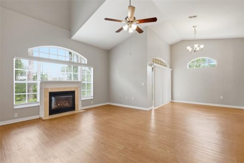 Villa ou maison à vendre à New Port Richey, Floride: 3 chambres, 178.47 m2 № 2315087 - photo 9