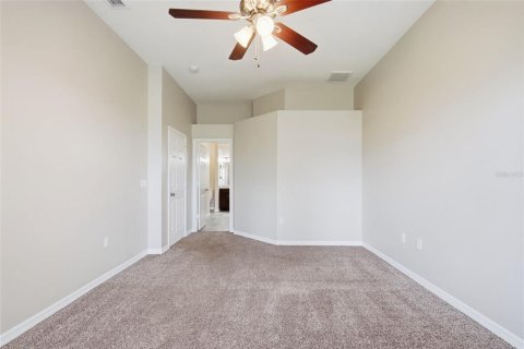 Villa ou maison à vendre à New Port Richey, Floride: 3 chambres, 178.47 m2 № 2315087 - photo 19