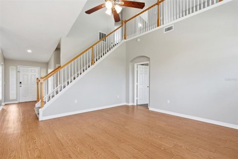 Villa ou maison à vendre à New Port Richey, Floride: 3 chambres, 178.47 m2 № 2315087 - photo 4