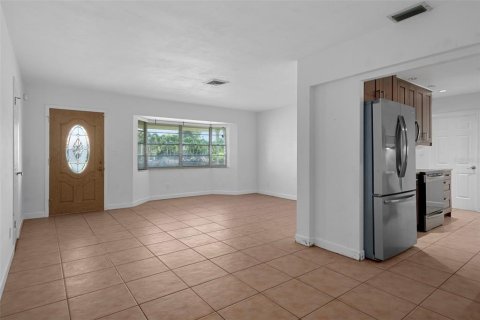 Villa ou maison à vendre à Saint Petersburg, Floride: 4 chambres, 216.28 m2 № 1907164 - photo 10