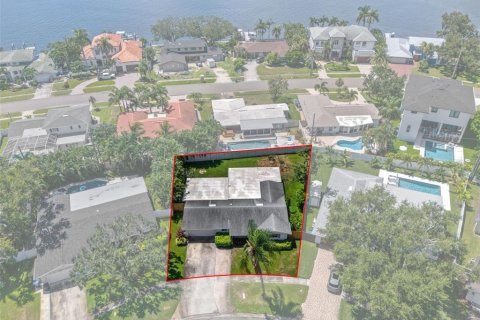 Villa ou maison à vendre à Saint Petersburg, Floride: 4 chambres, 216.28 m2 № 1907164 - photo 4