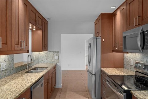 Villa ou maison à vendre à Saint Petersburg, Floride: 4 chambres, 216.28 m2 № 1907164 - photo 20