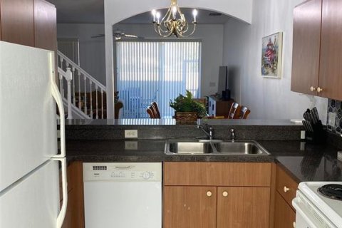 Adosado en alquiler en Kissimmee, Florida, 3 dormitorios, 136.38 m2 № 1904135 - foto 6