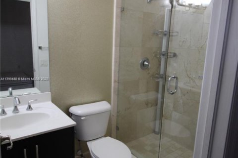 Villa ou maison à vendre à Doral, Floride: 5 chambres, 297.75 m2 № 2053912 - photo 21