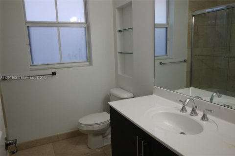 Villa ou maison à vendre à Doral, Floride: 5 chambres, 297.75 m2 № 2053912 - photo 18