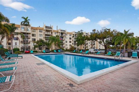 Condominio en venta en Tamarac, Florida, 2 dormitorios, 92.44 m2 № 2034692 - foto 26