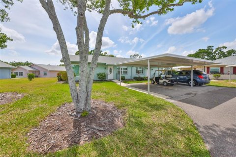 Condo in Sun City Center, Florida, 2 bedrooms  № 1842198 - photo 2