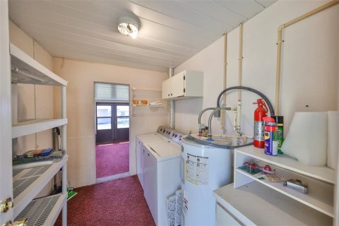 Condo in Sun City Center, Florida, 2 bedrooms  № 1842198 - photo 16