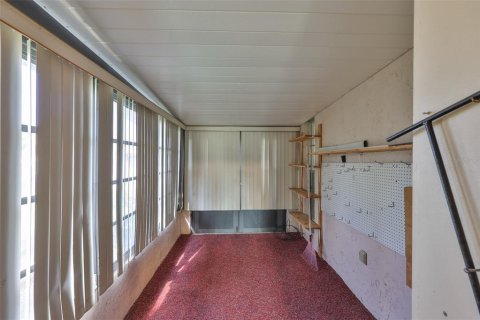 Condo in Sun City Center, Florida, 2 bedrooms  № 1842198 - photo 18