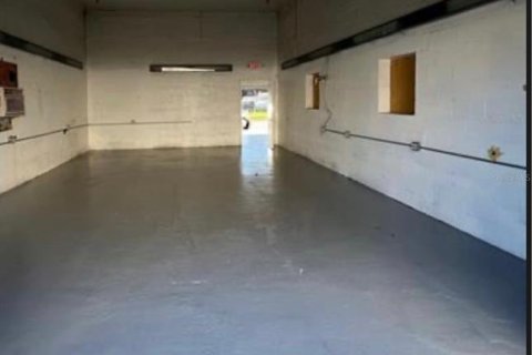 Propiedad comercial en venta en Port Richey, Florida, 260.13 m2 № 2144213 - foto 6