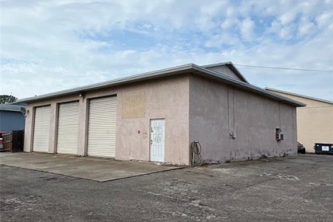 Propiedad comercial en Port Richey, Florida 260.13 m2 № 2144213