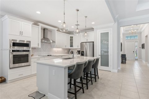 House in Vero Beach, Florida 3 bedrooms, 218.88 sq.m. № 2087141 - photo 10