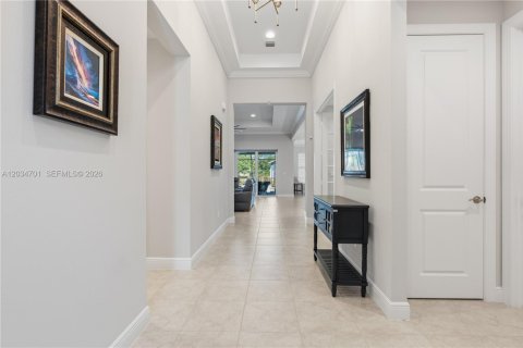 House in Vero Beach, Florida 3 bedrooms, 218.88 sq.m. № 2087141 - photo 3