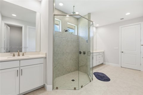 House in Vero Beach, Florida 3 bedrooms, 218.88 sq.m. № 2087141 - photo 23