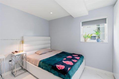 Condominio en alquiler en Miami Beach, Florida, 3 dormitorios, 104.7 m2 № 1950936 - foto 19