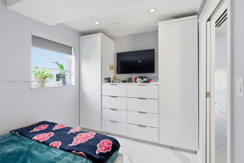 Condominio en alquiler en Miami Beach, Florida, 3 dormitorios, 104.7 m2 № 1950936 - foto 20