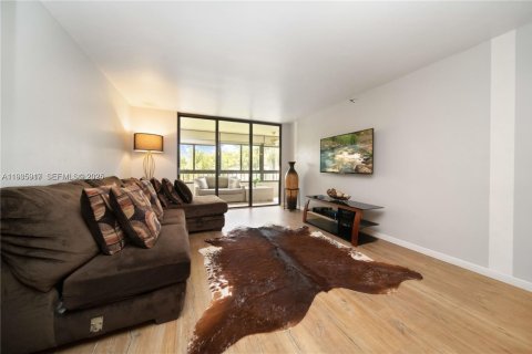 Condo in Delray Beach, Florida, 3 bedrooms  № 1994002 - photo 9