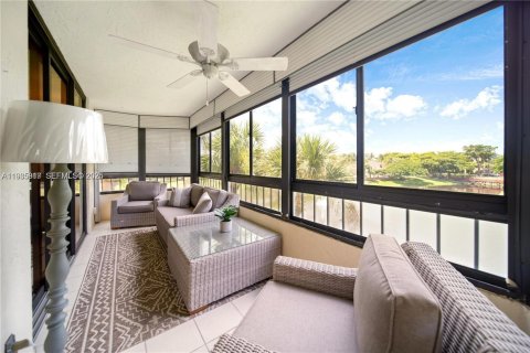 Condo in Delray Beach, Florida, 3 bedrooms  № 1994002 - photo 16