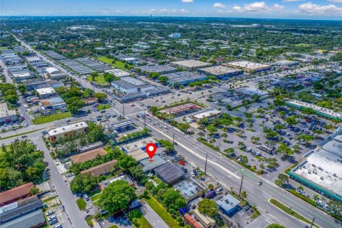 Commercial property in Fort Lauderdale, Florida № 1948197 - photo 10