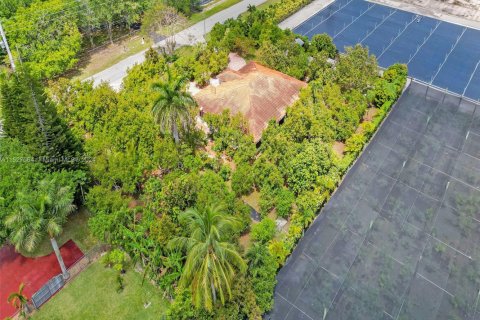 Casa en venta en Miami, Florida, 3 dormitorios, 200.02 m2 № 2053665 - foto 8